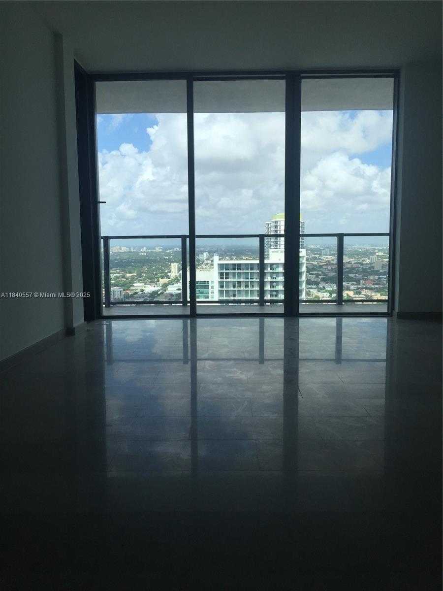 Small Image of 68 SOUTH EAST 6TH ST #3406, Miami Number 3