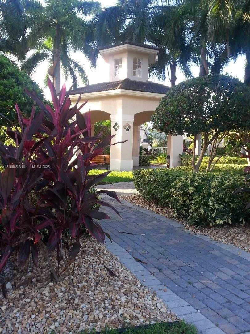 Small Image of 5630 NORTH WEST 114TH PATH #106, Doral Number 19