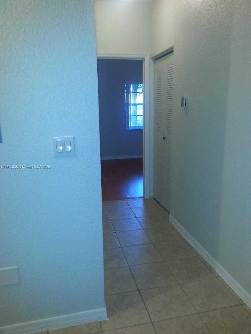 Small Image of 5630 NORTH WEST 114TH PATH #106, Doral Number 7