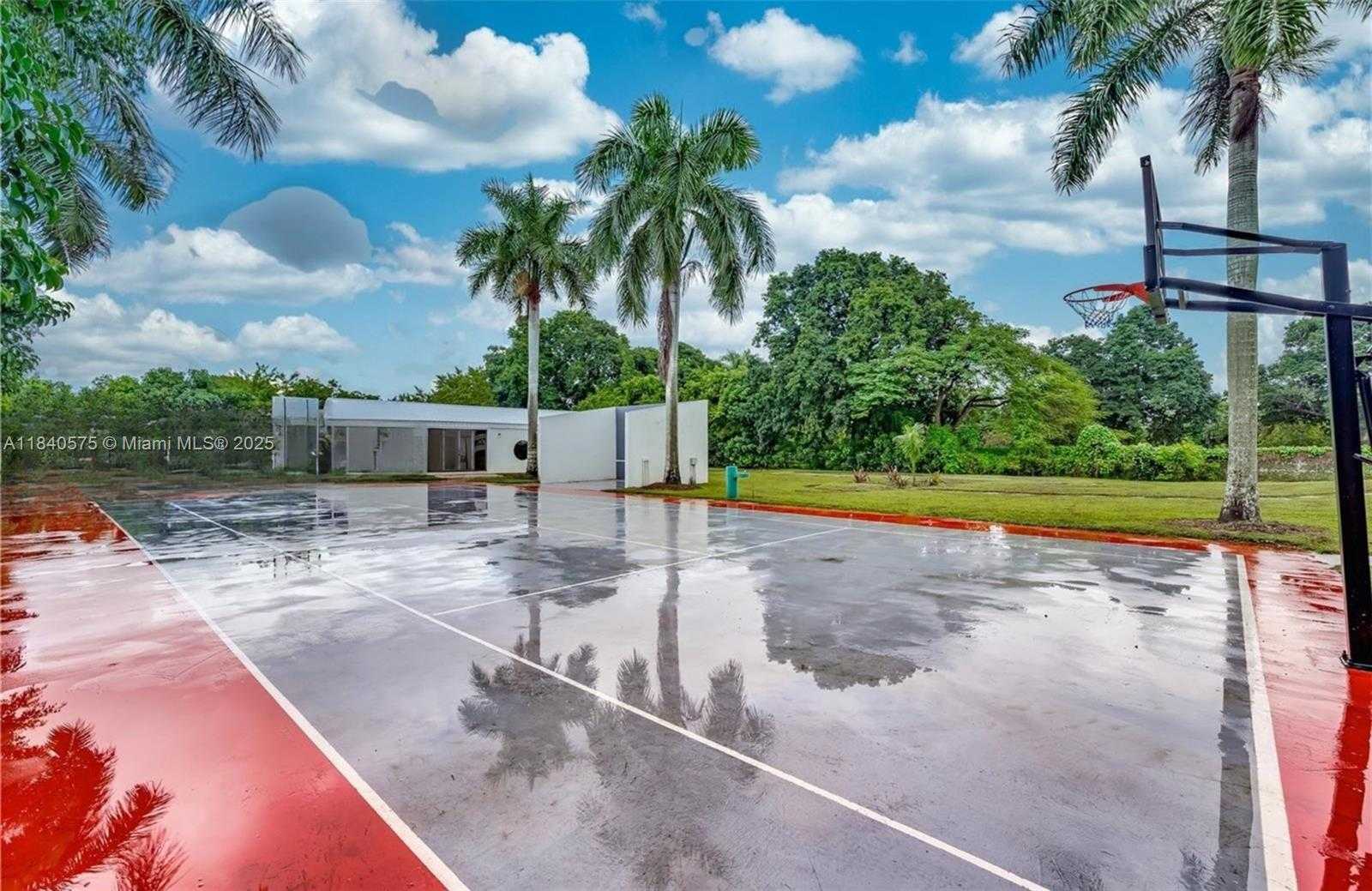 Small Image of 14401 SUNSET LN, Southwest Ranches Number 17