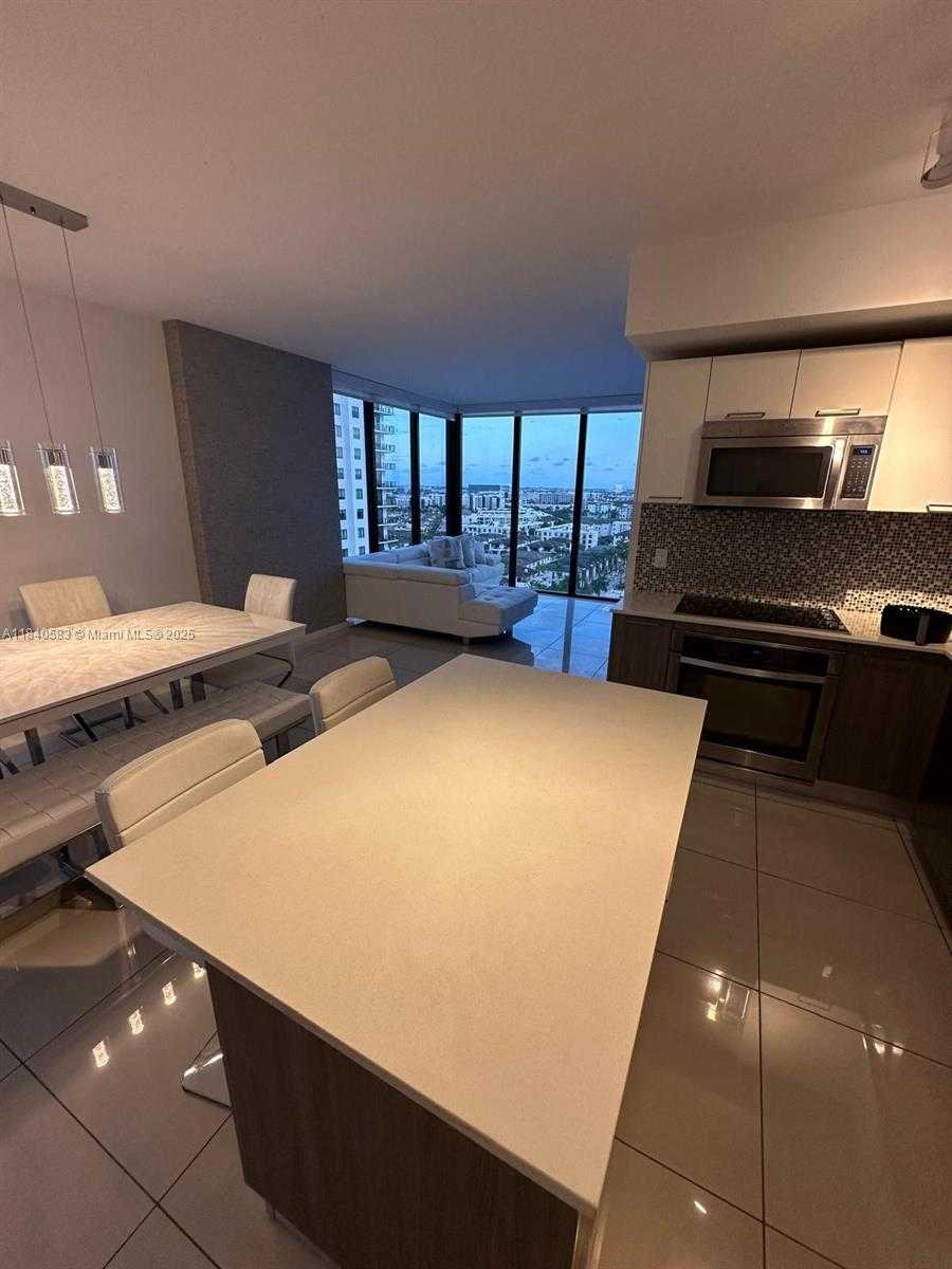 Small Image of 5252 NORTH WEST 85TH AVE #1201, Doral Number 11