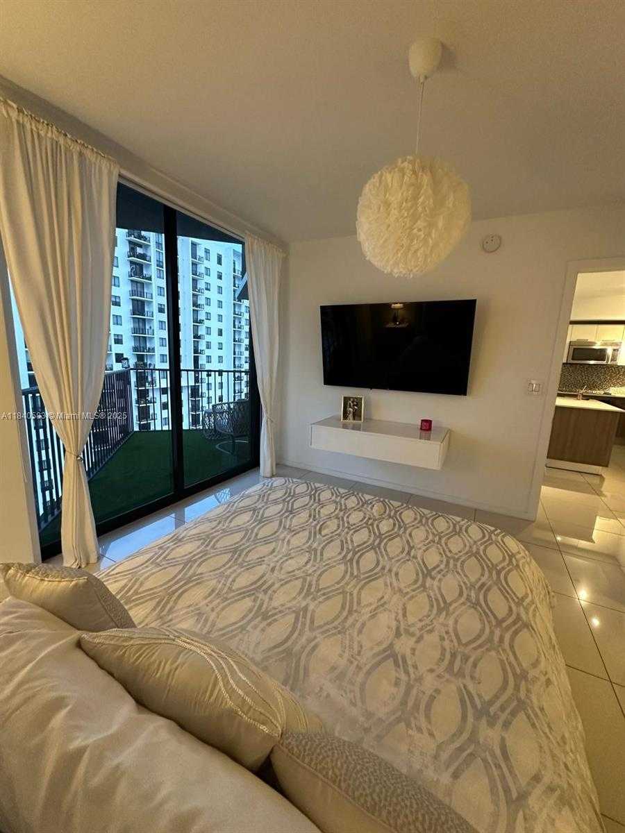 Small Image of 5252 NORTH WEST 85TH AVE #1201, Doral Number 14