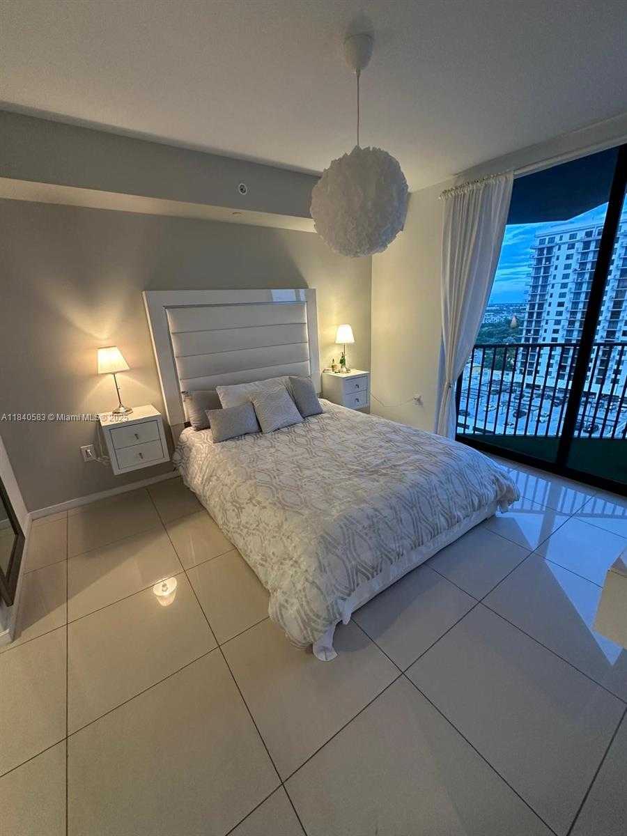 Small Image of 5252 NORTH WEST 85TH AVE #1201, Doral Number 15