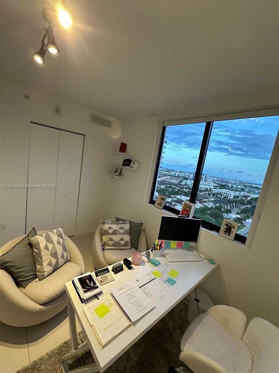 Small Image of 5252 NORTH WEST 85TH AVE #1201, Doral Number 17