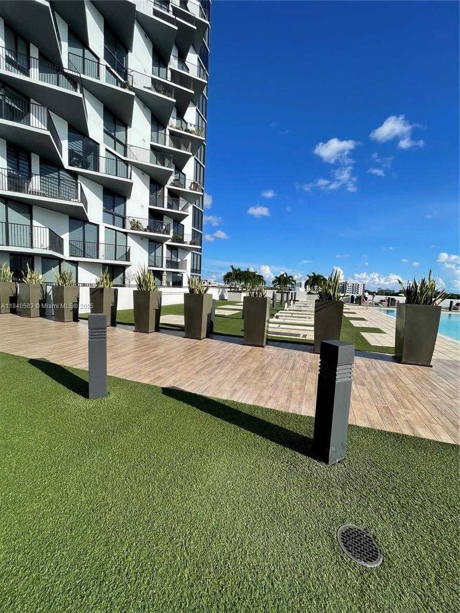 Small Image of 5252 NORTH WEST 85TH AVE #1201, Doral Number 20