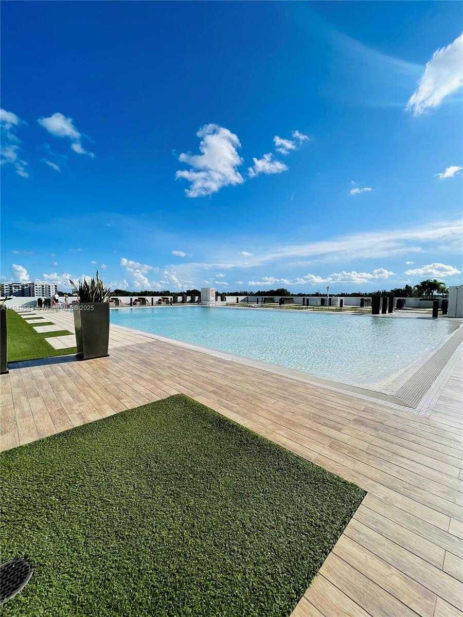 Small Image of 5252 NORTH WEST 85TH AVE #1201, Doral Number 21