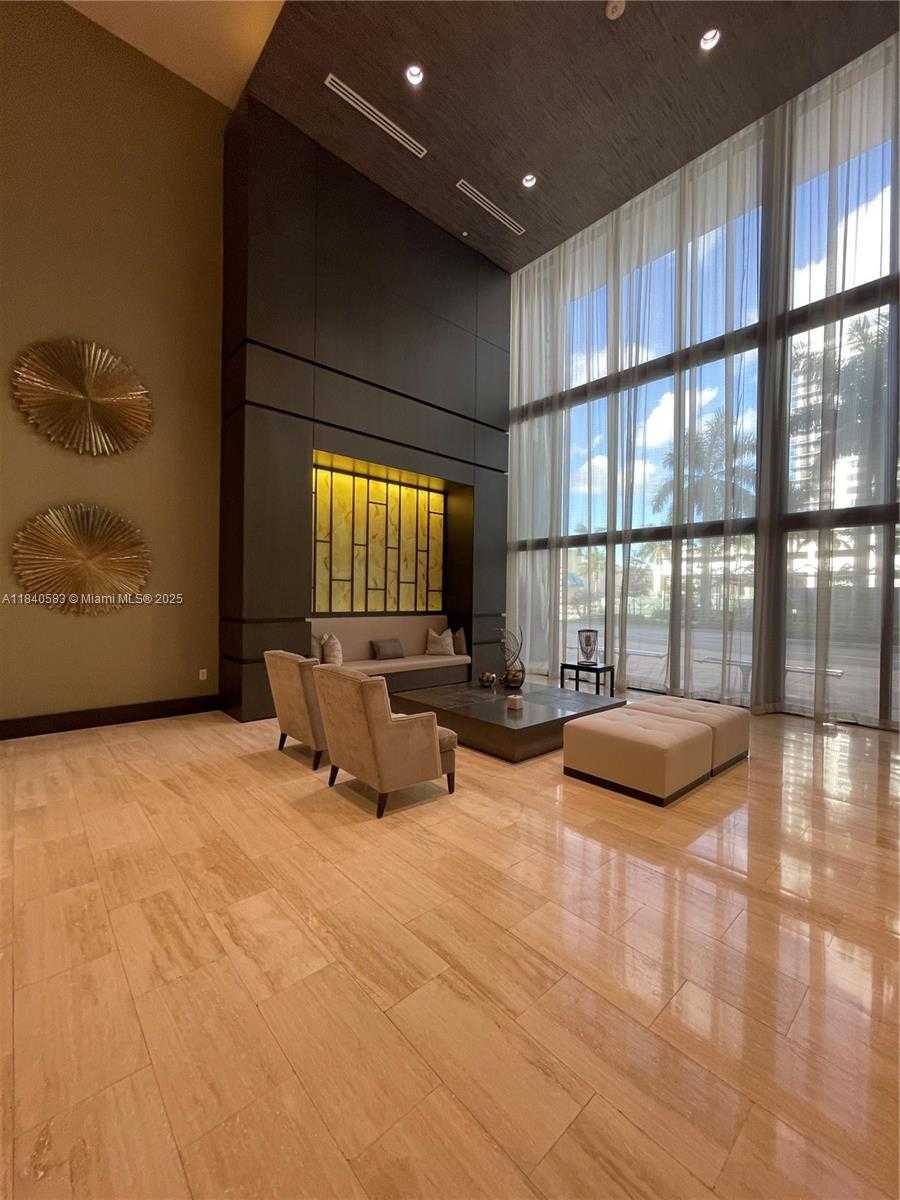 Small Image of 5252 NORTH WEST 85TH AVE #1201, Doral Number 3
