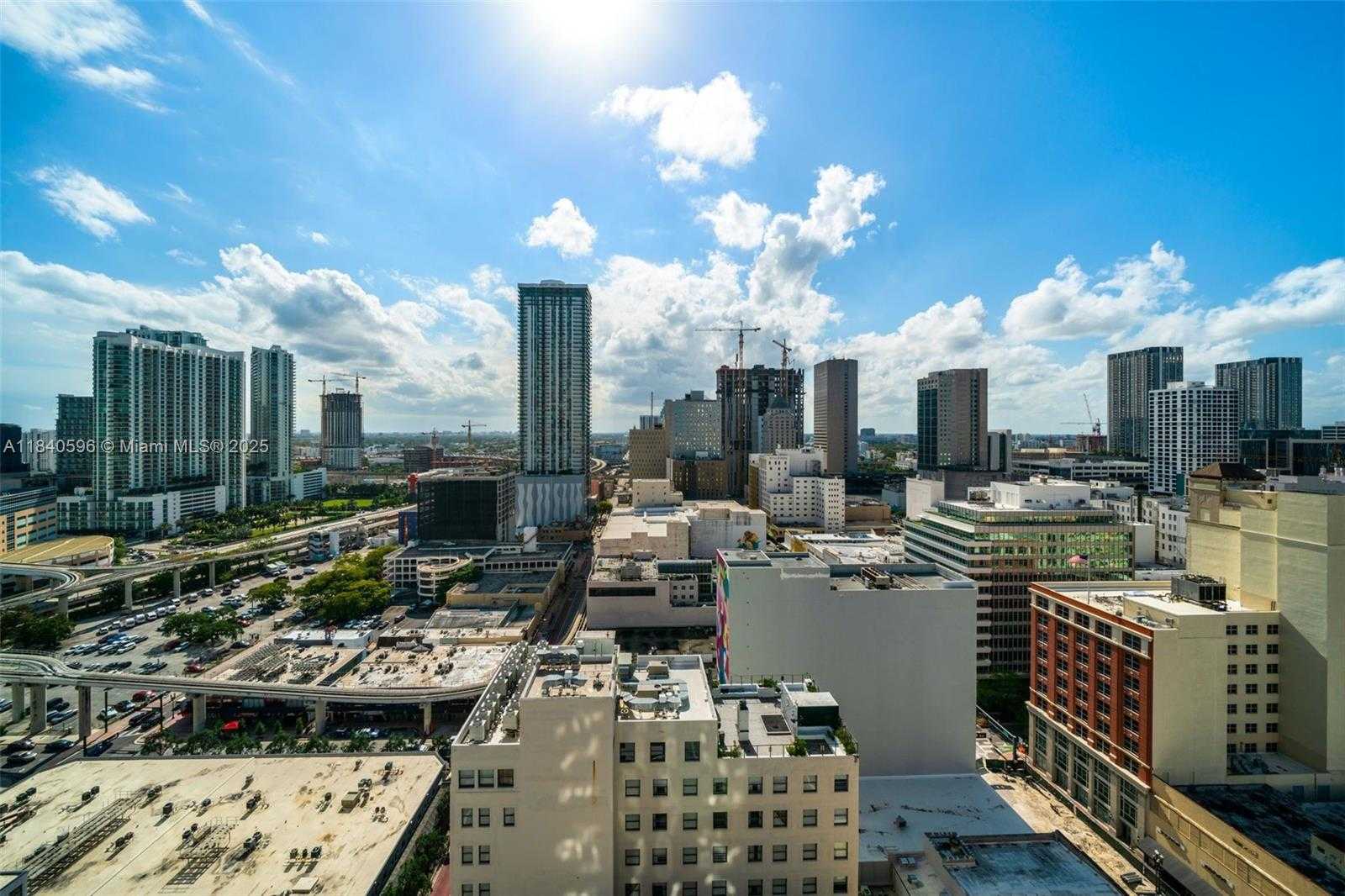 Small Image of 151 SOUTH EAST 1ST ST #2110, Miami Number 15