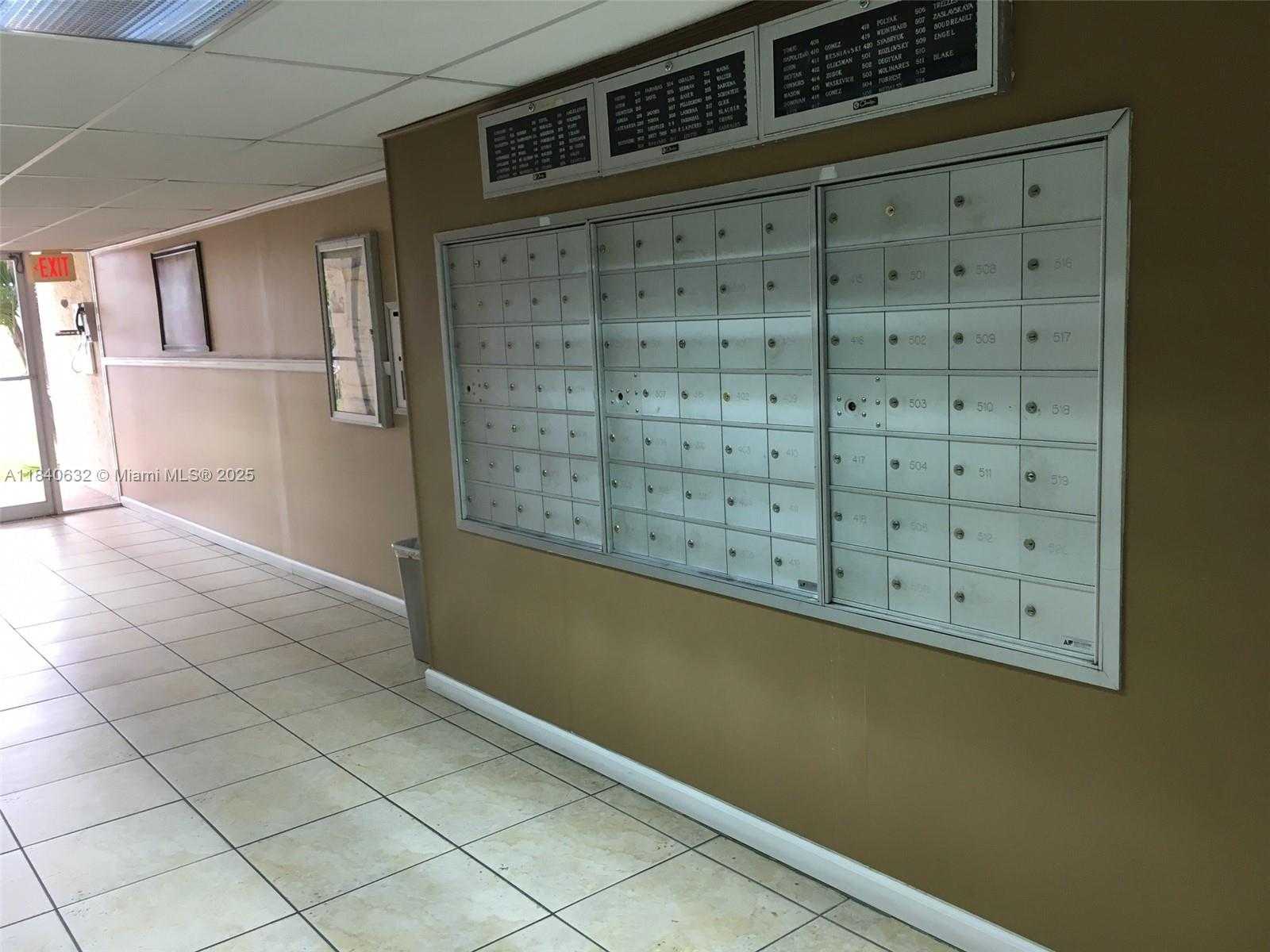 Small Image of 851 THREE ISLANDS BLVD #202, Hallandale Beach Number 16