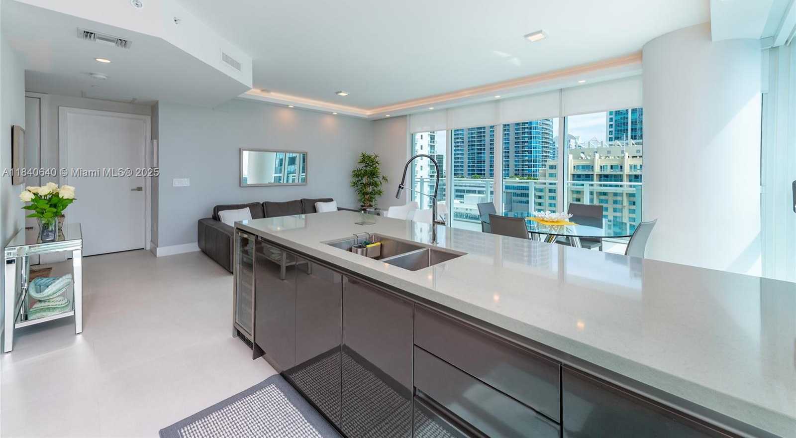 Small Image of 1080 BRICKELL AVE #2000, Miami Number 11
