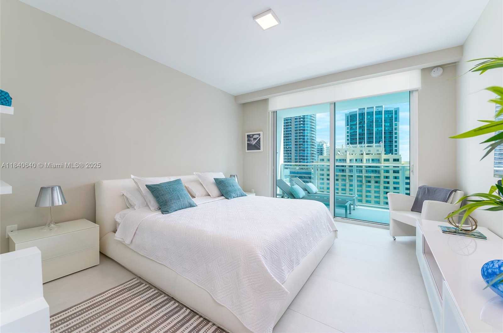 Small Image of 1080 BRICKELL AVE #2000, Miami Number 12