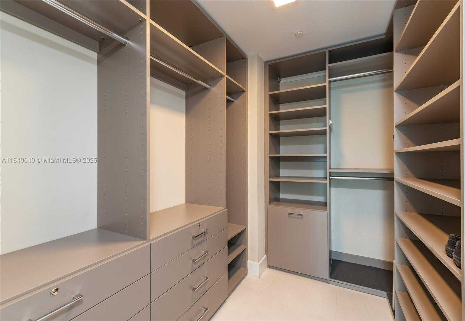 Small Image of 1080 BRICKELL AVE #2000, Miami Number 15
