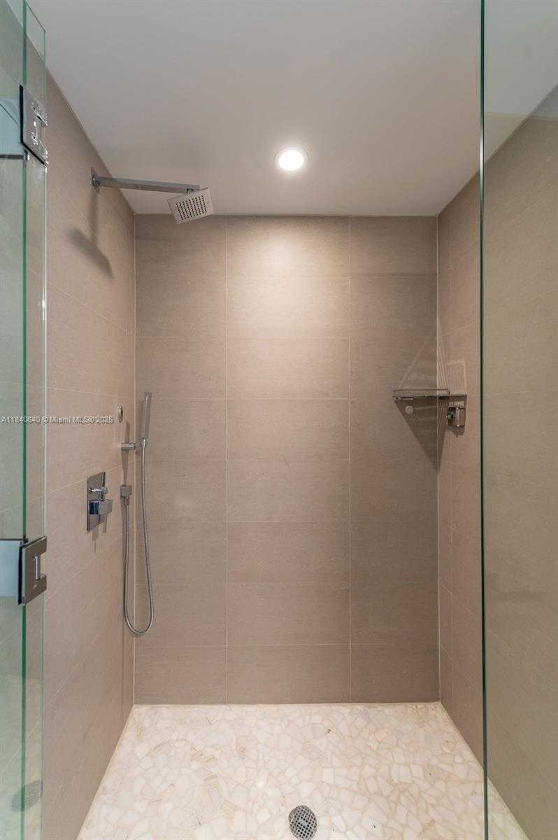 Small Image of 1080 BRICKELL AVE #2000, Miami Number 22