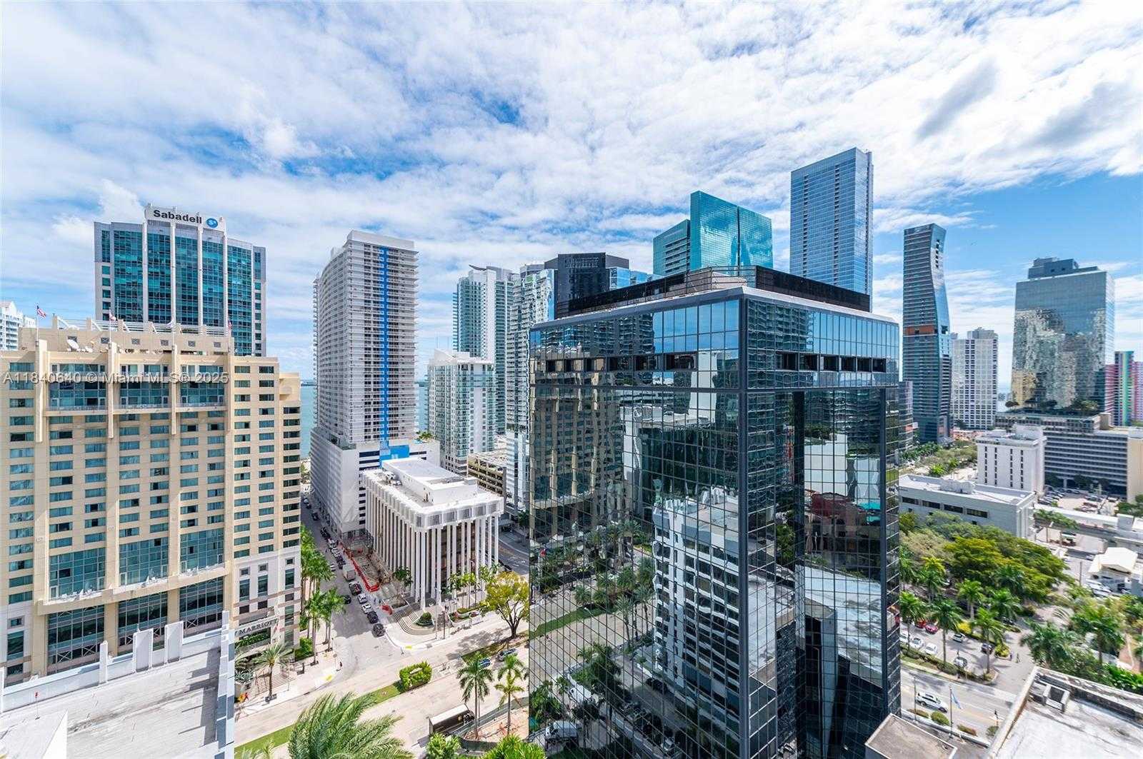 Small Image of 1080 BRICKELL AVE #2000, Miami Number 25