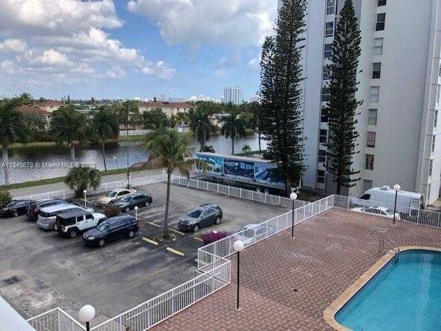 Small Image of 2025 NORTH EAST 164TH ST #407, North Miami Beach Number 9