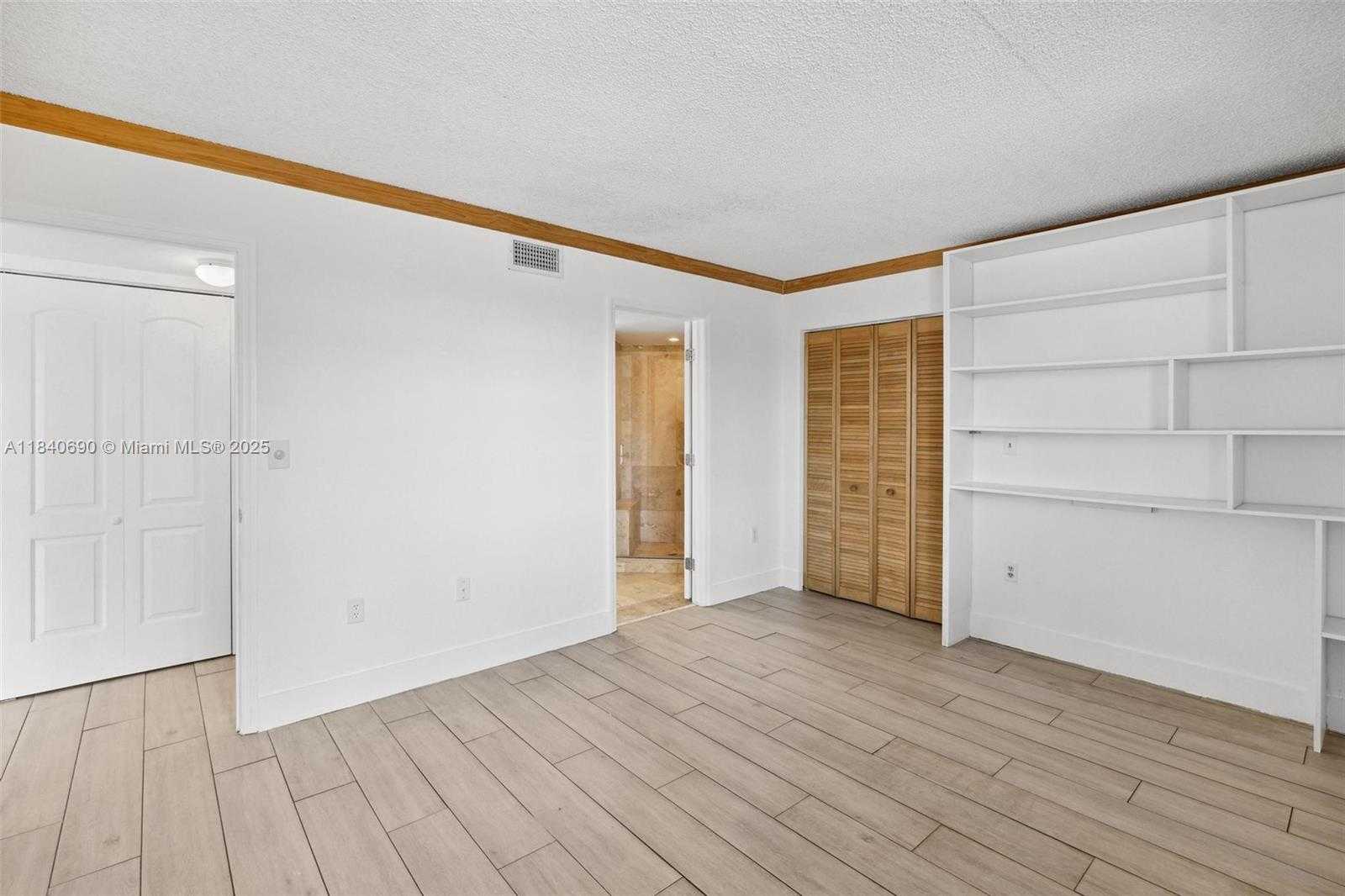 Small Image of 9741 FONTAINEBLEAU BLVD #H201, Miami Number 11