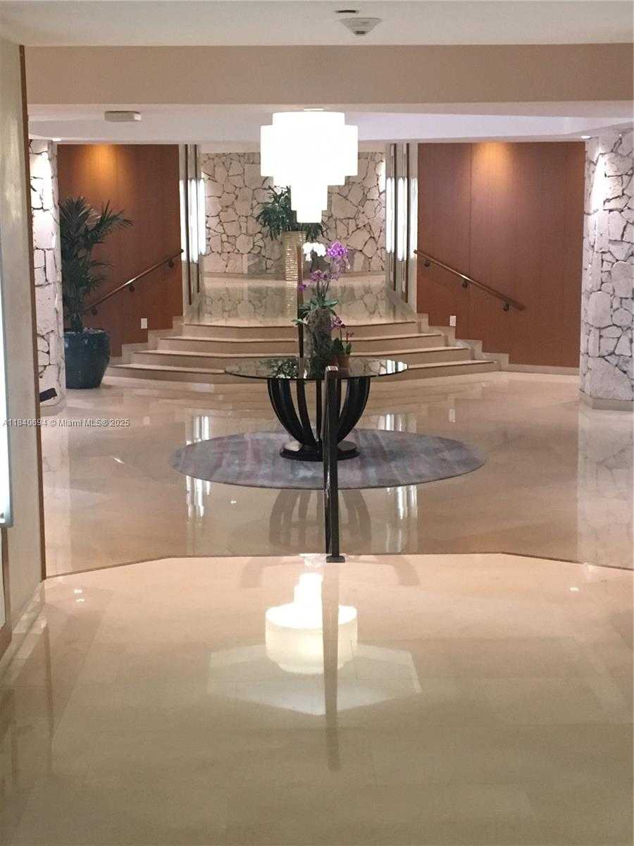Small Image of 1111 CRANDON BLVD #B807, Key Biscayne Number 23