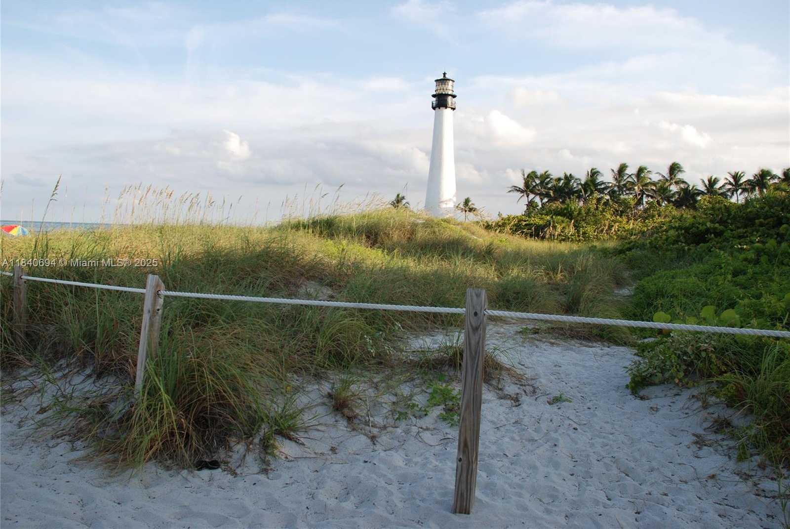 Small Image of 1111 CRANDON BLVD #B807, Key Biscayne Number 27