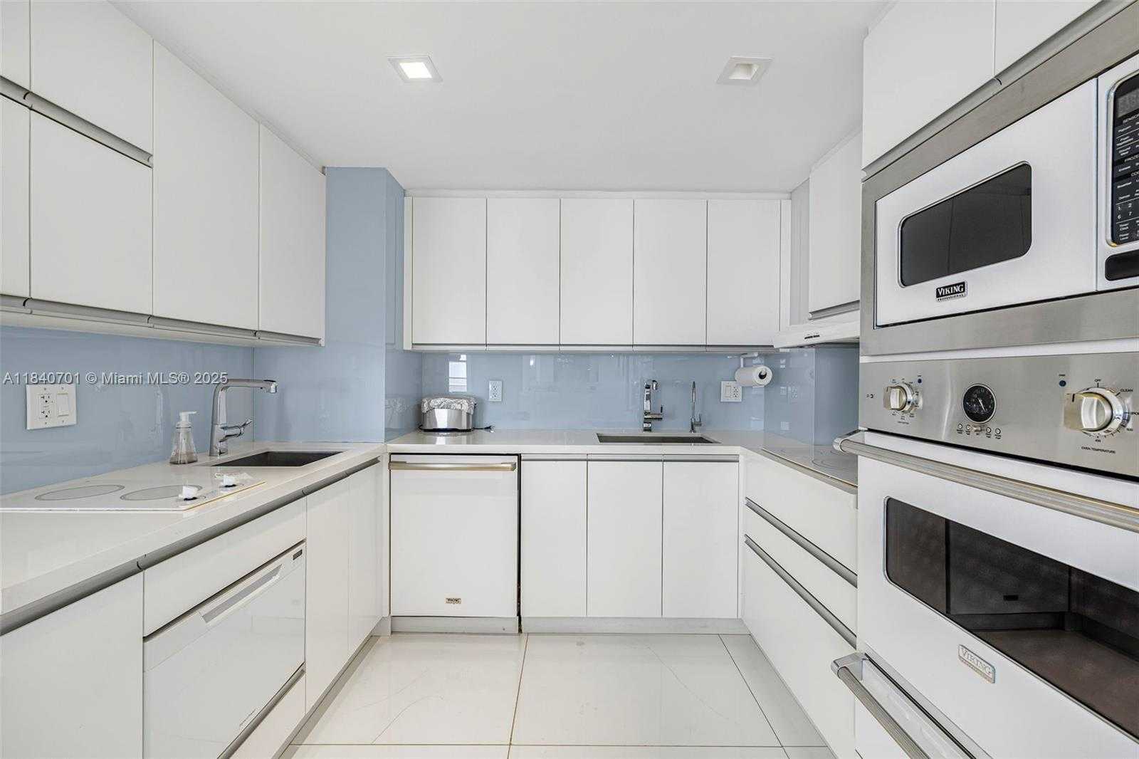 Small Image of 9511 COLLINS AVE #1004, Surfside Number 13