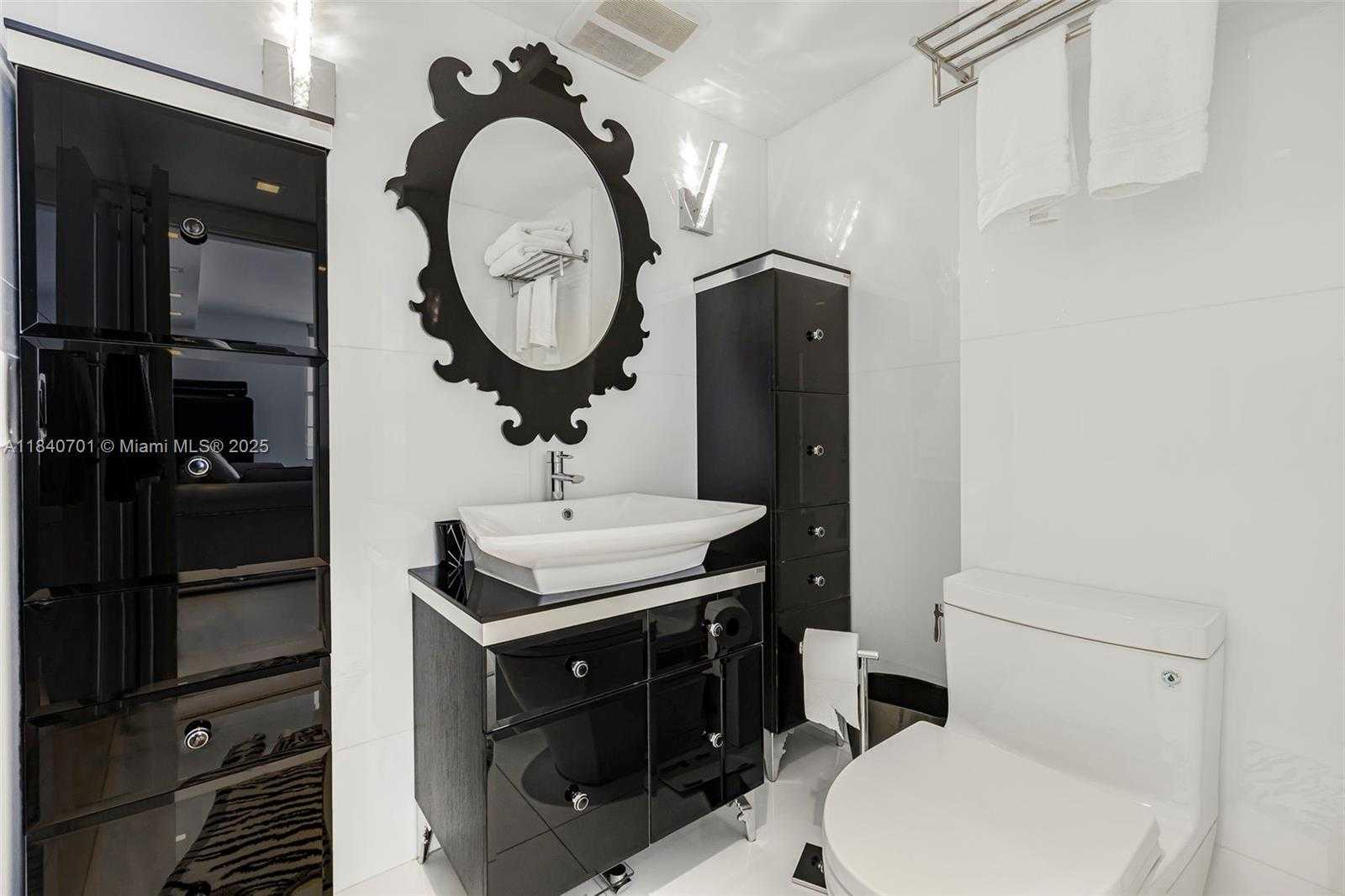 Small Image of 9511 COLLINS AVE #1004, Surfside Number 15