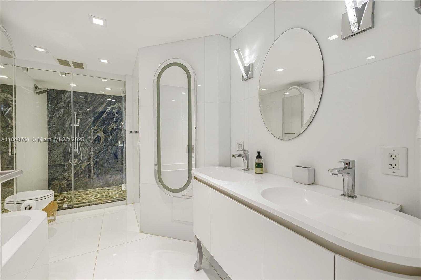 Small Image of 9511 COLLINS AVE #1004, Surfside Number 19
