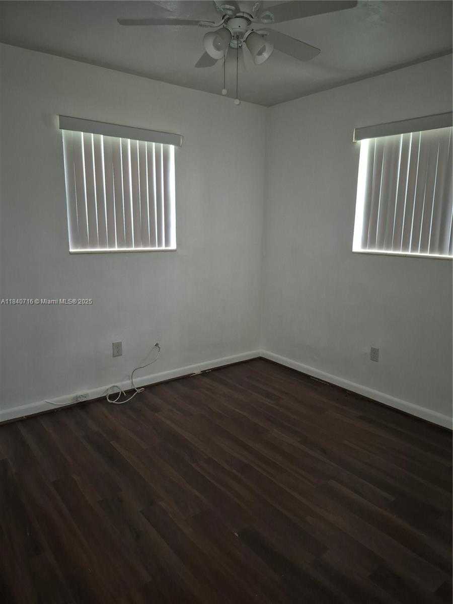 Small Image of 11521 SOUTH WEST 138TH ST #11521, Miami Number 10