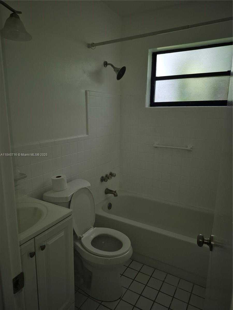 Small Image of 11521 SOUTH WEST 138TH ST #11521, Miami Number 9