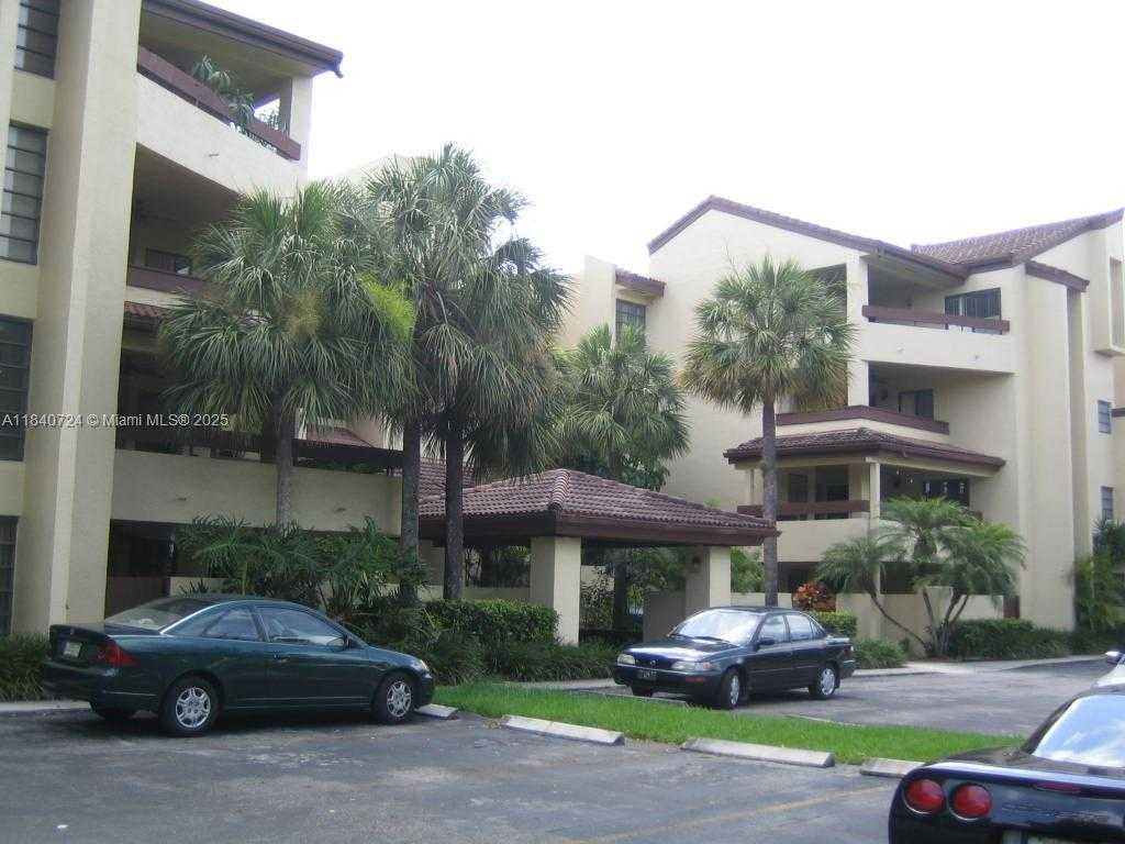 Small Image of 8830 SOUTH WEST 123 CT #I-302, Miami Number 4