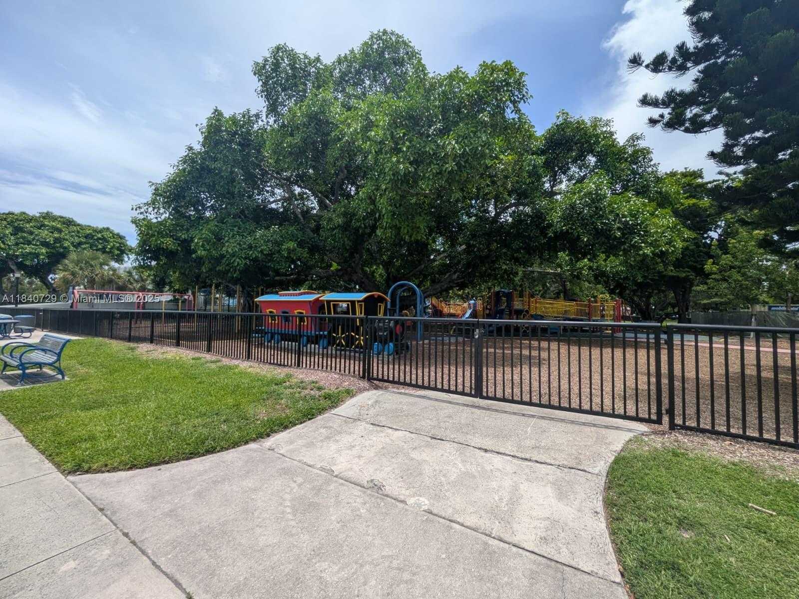 Small Image of 1008 JEFFERSON AVE #202, Miami Beach Number 13