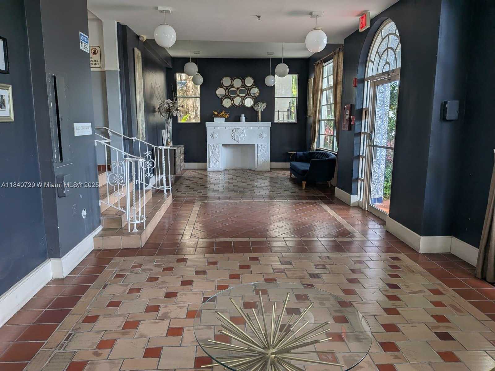 Small Image of 1008 JEFFERSON AVE #202, Miami Beach Number 2