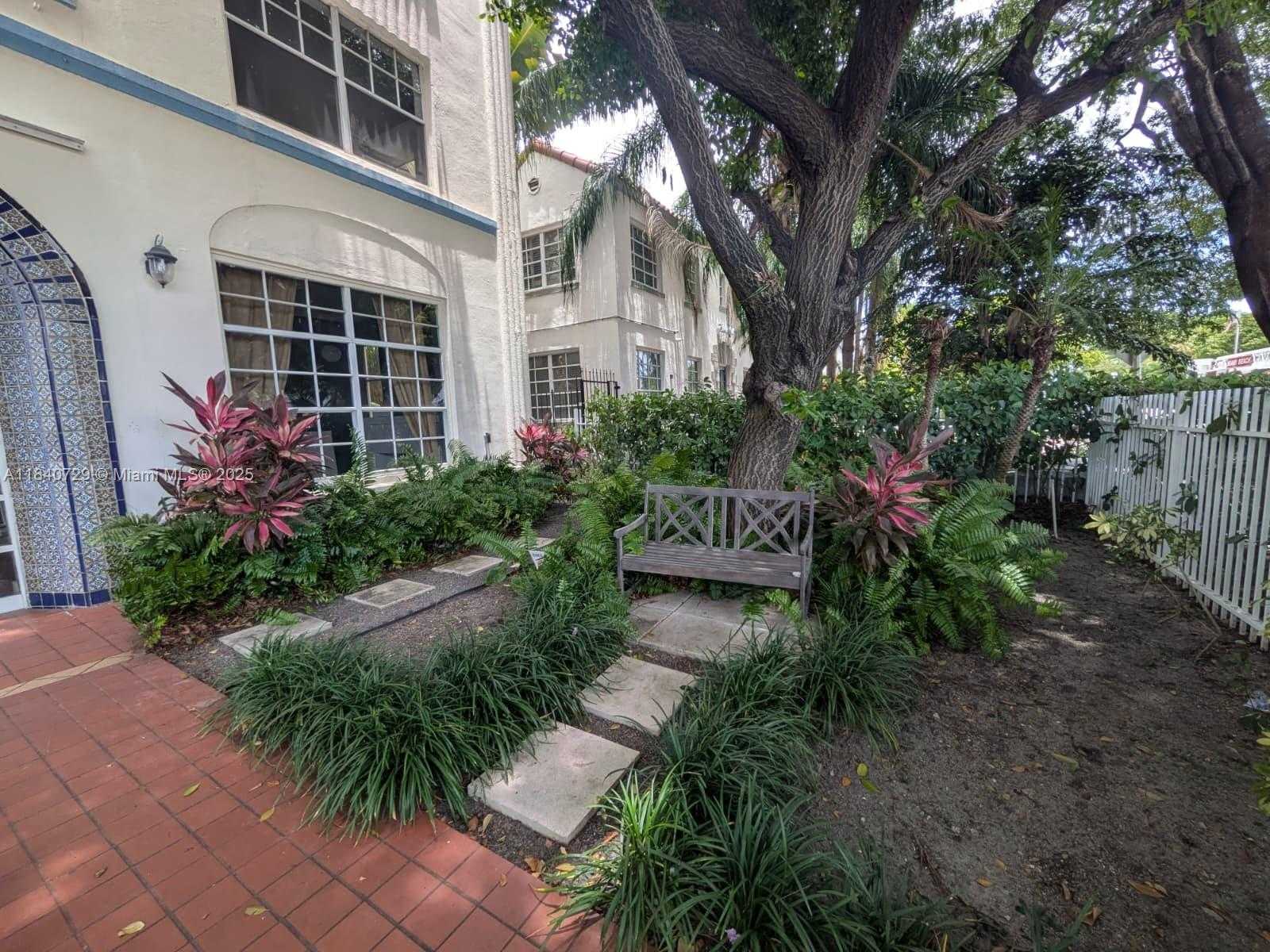 Small Image of 1008 JEFFERSON AVE #202, Miami Beach Number 3