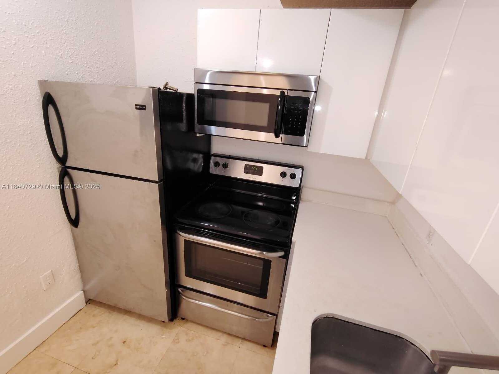 Small Image of 1008 JEFFERSON AVE #202, Miami Beach Number 5