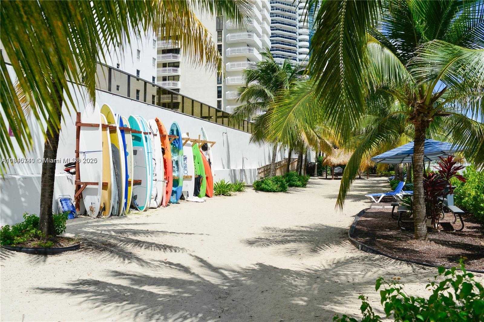 Small Image of 6039 COLLINS AVE #531, Miami Beach Number 10