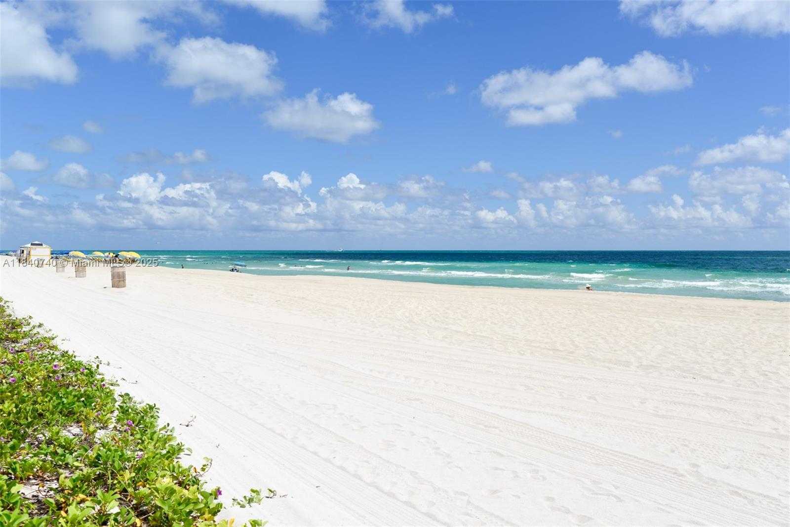 Small Image of 6039 COLLINS AVE #531, Miami Beach Number 7