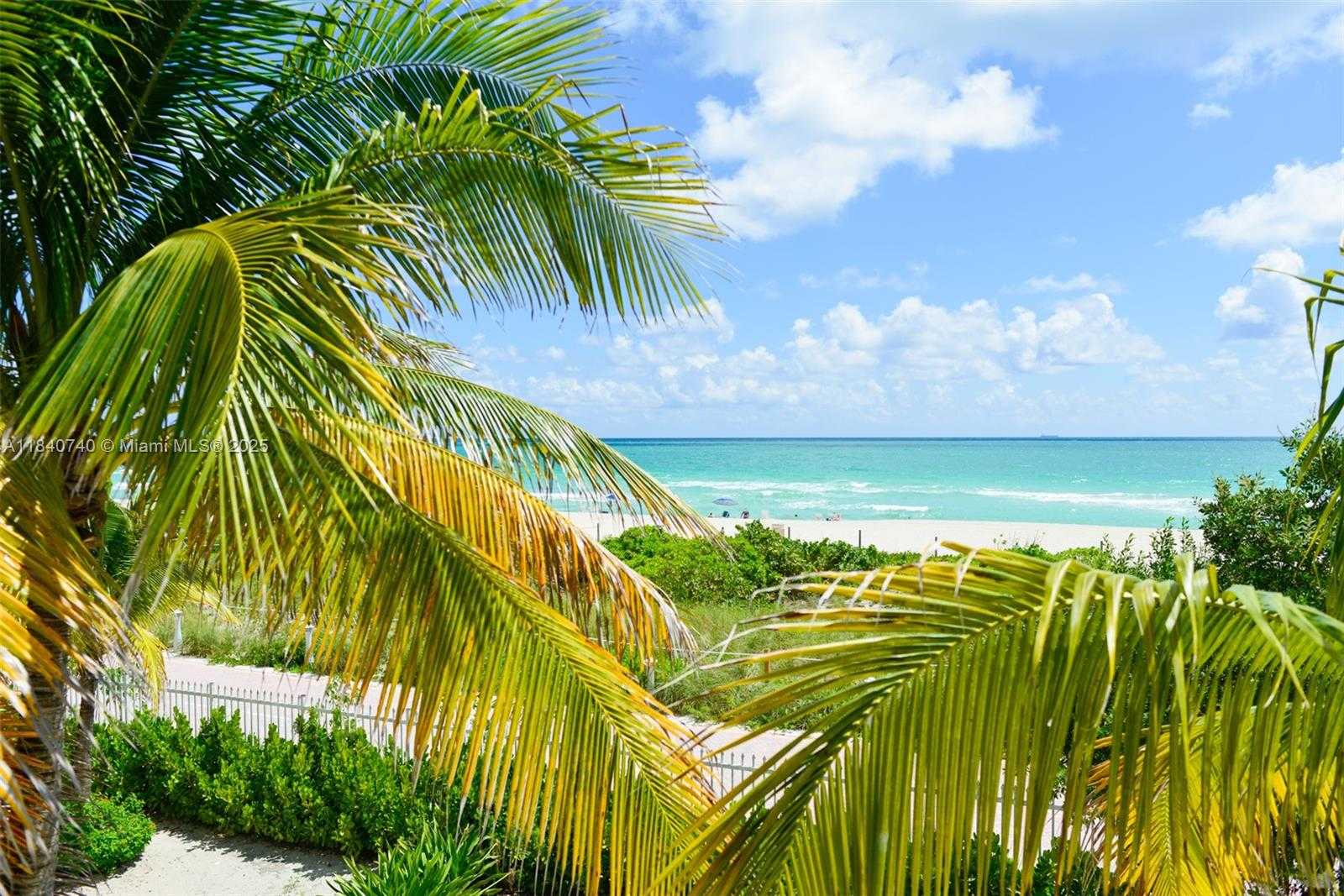 Small Image of 6039 COLLINS AVE #531, Miami Beach Number 9
