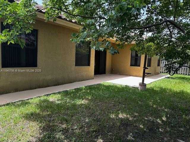 Small Image of 14831 SOUTH WEST 33RD TER, Miami Number 14