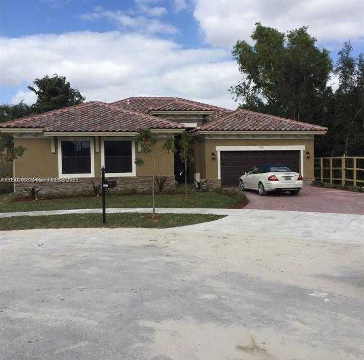 Small Image of 14831 SOUTH WEST 33RD TER, Miami Number 3