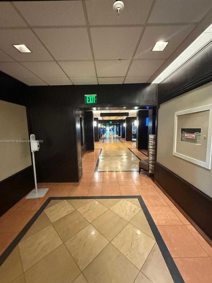 Small Image of 600 NORTH EAST 36TH ST #204, Miami Number 10
