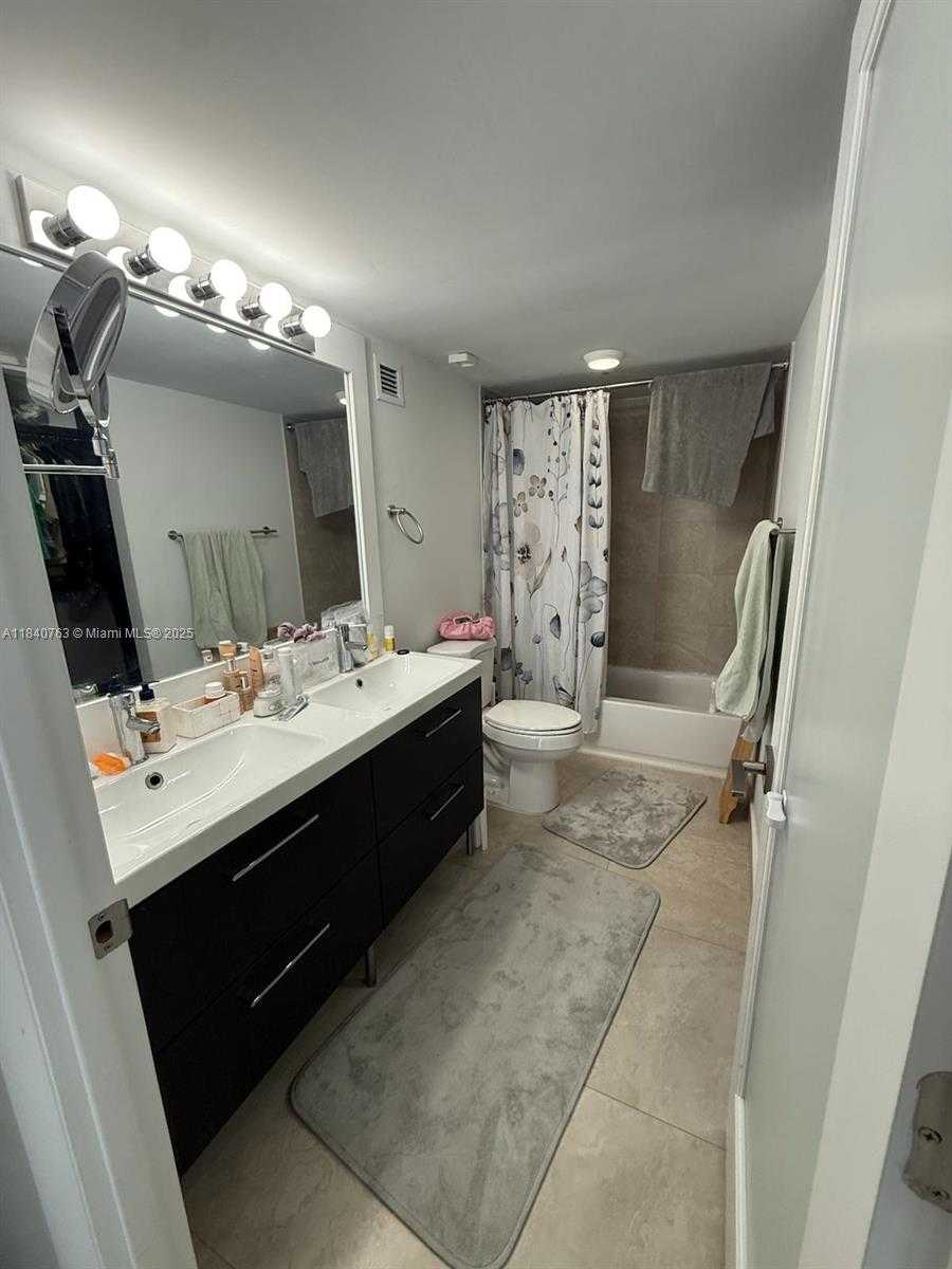 Small Image of 600 NORTH EAST 36TH ST #204, Miami Number 12
