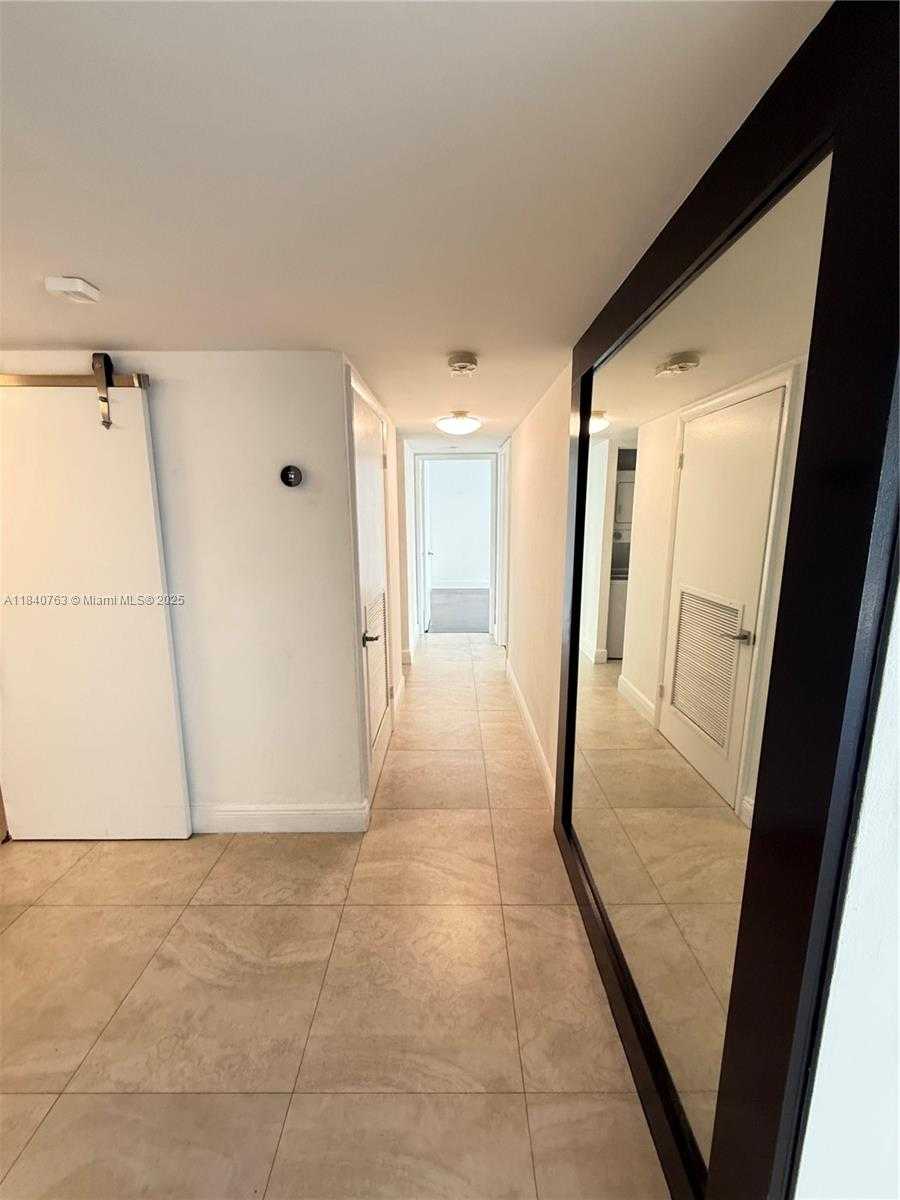 Small Image of 600 NORTH EAST 36TH ST #204, Miami Number 27