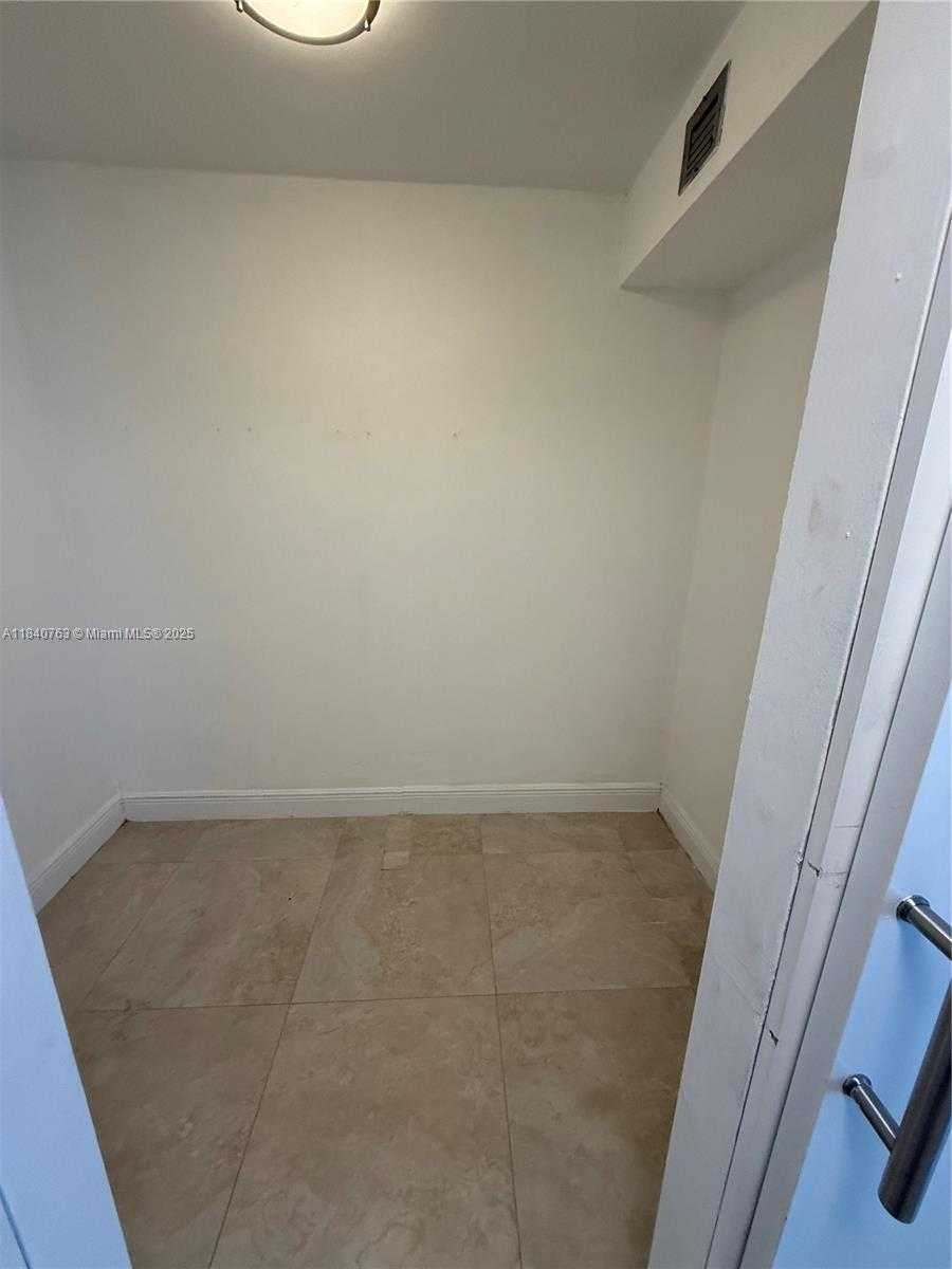 Small Image of 600 NORTH EAST 36TH ST #204, Miami Number 28