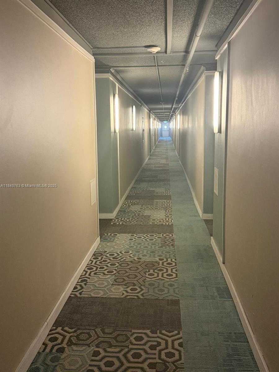 Small Image of 600 NORTH EAST 36TH ST #204, Miami Number 3