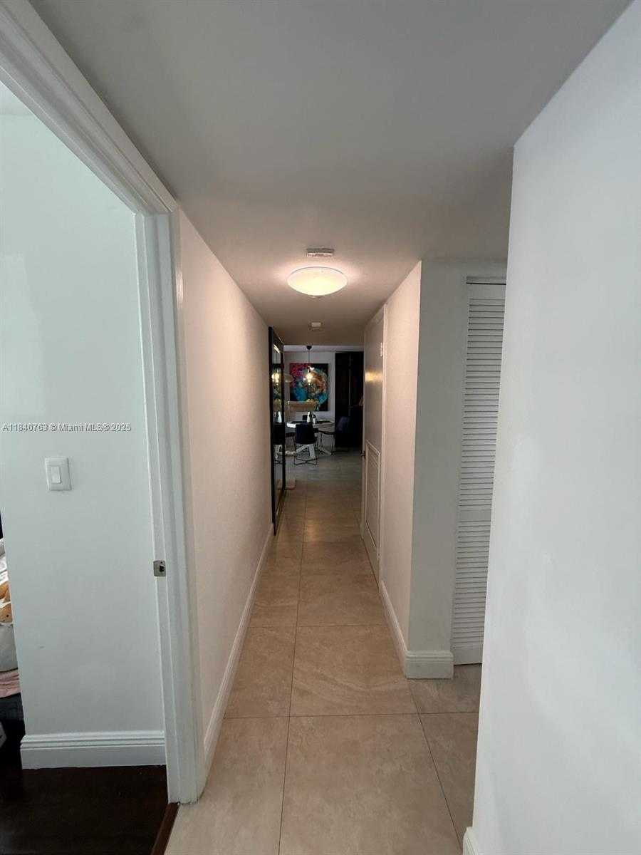 Small Image of 600 NORTH EAST 36TH ST #204, Miami Number 9