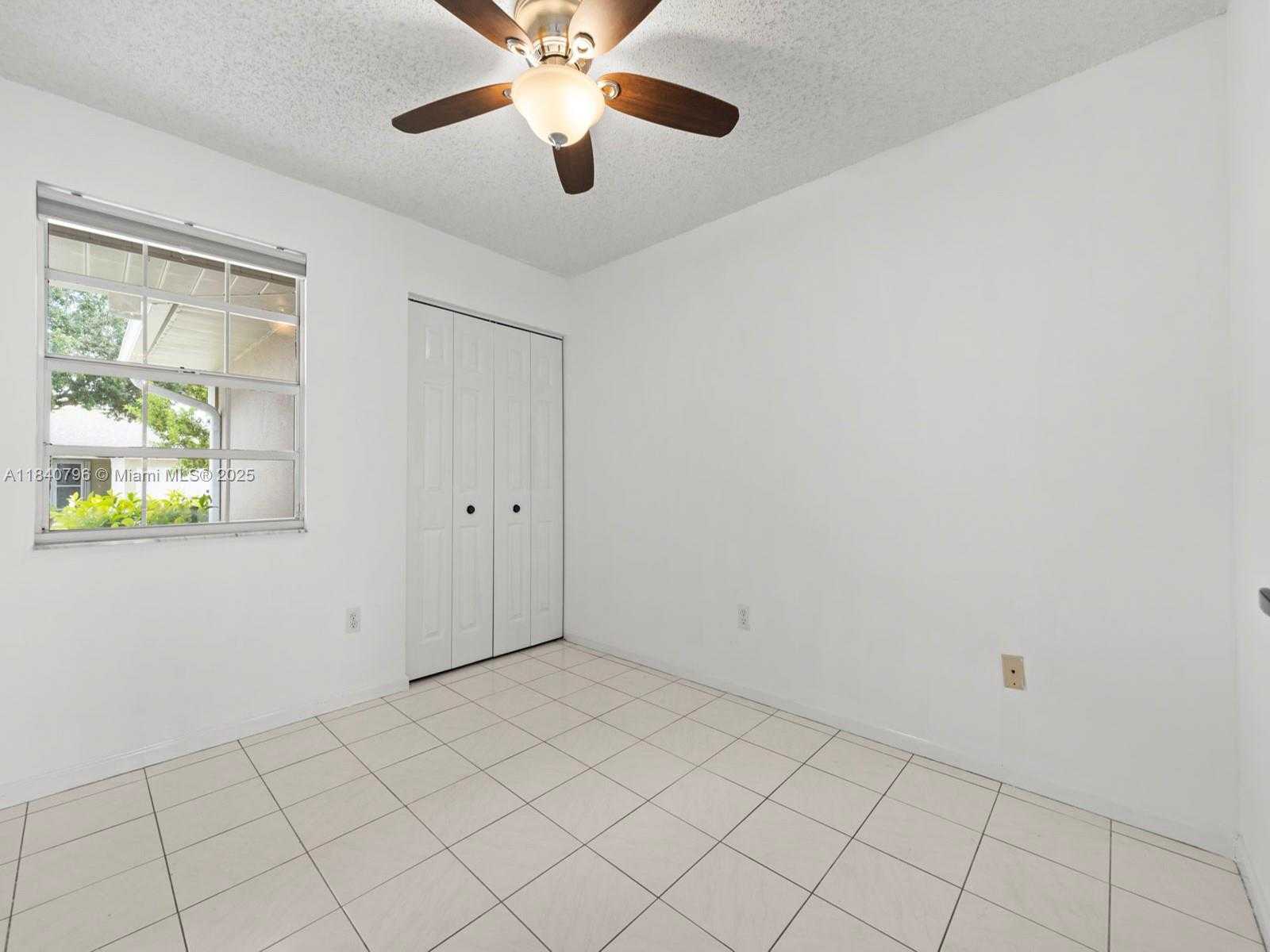 Small Image of 2670 SOUTH EAST 7TH PL, Homestead Number 16