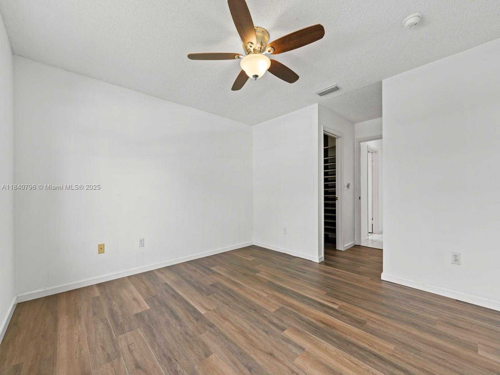 Small Image of 2670 SOUTH EAST 7TH PL, Homestead Number 20