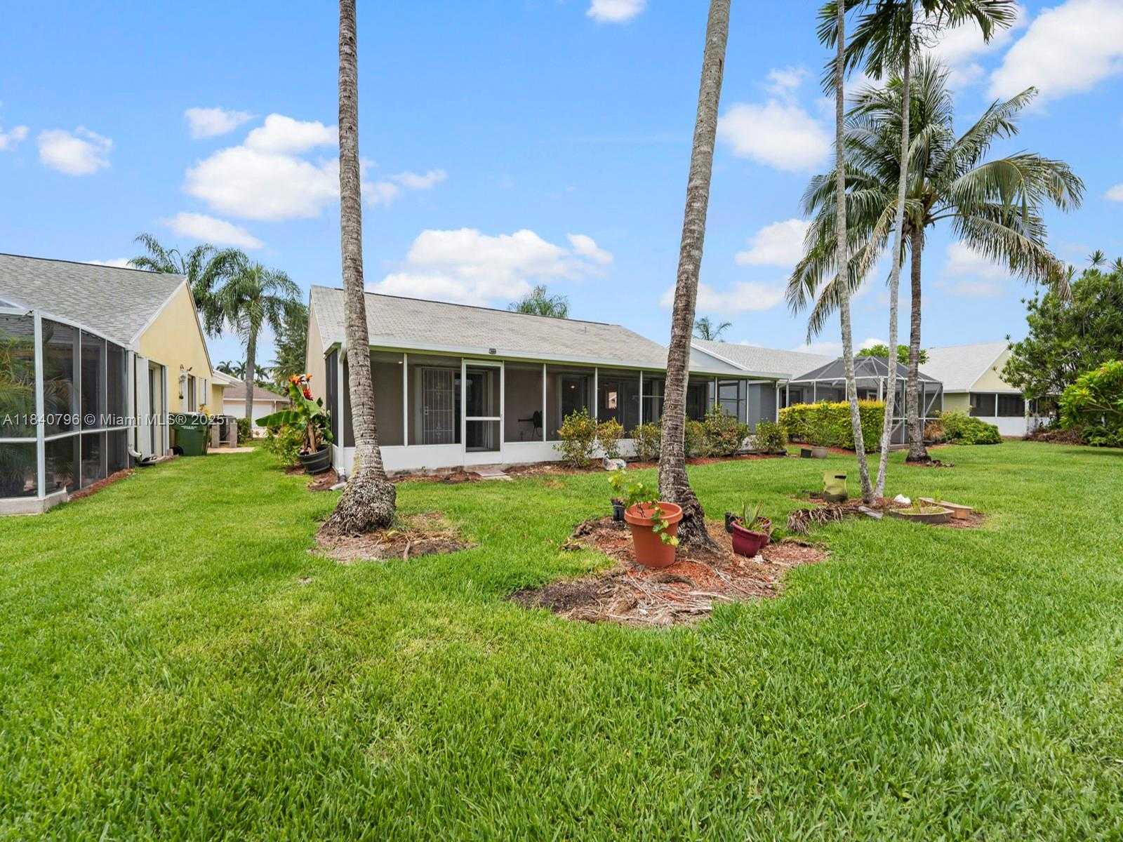Small Image of 2670 SOUTH EAST 7TH PL, Homestead Number 32