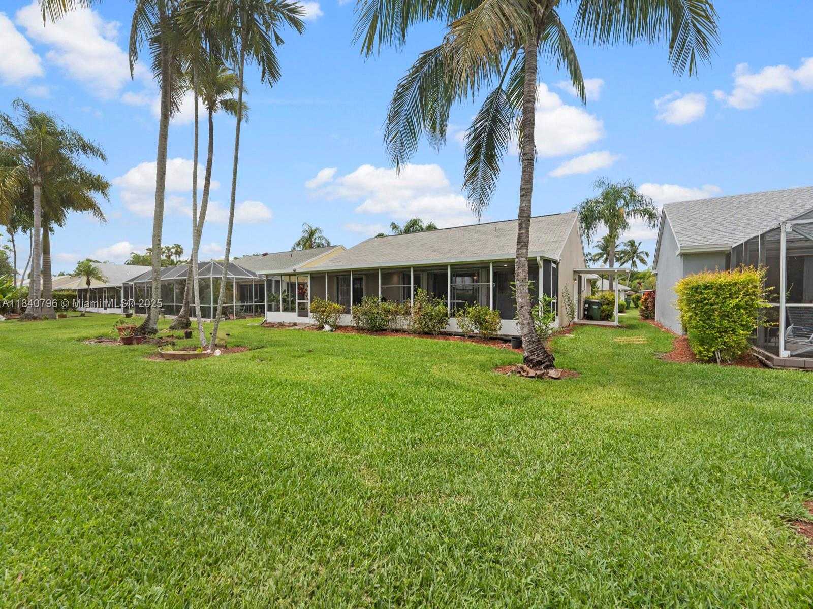 Small Image of 2670 SOUTH EAST 7TH PL, Homestead Number 33