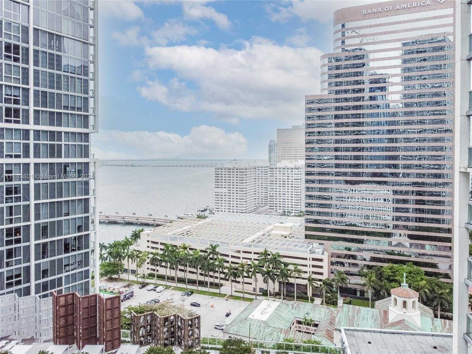 Small Image of 485 BRICKELL AVE #2207, Miami Number 20