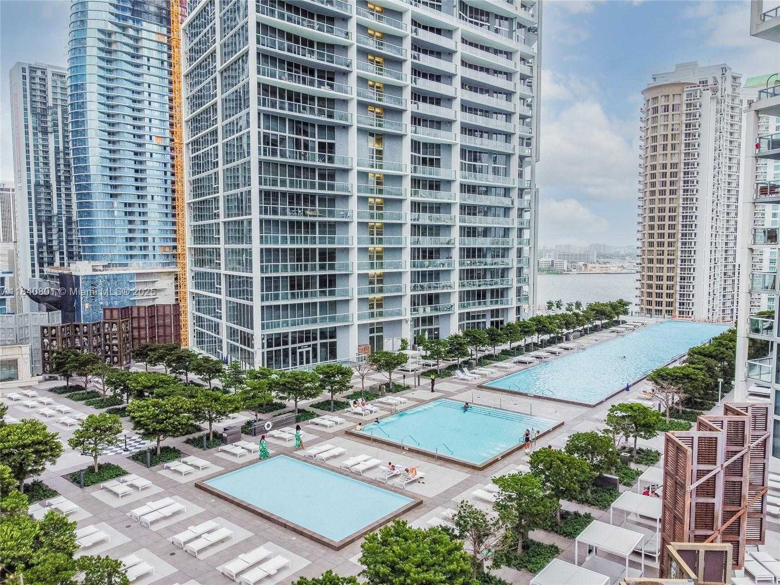 Small Image of 485 BRICKELL AVE #2207, Miami Number 22