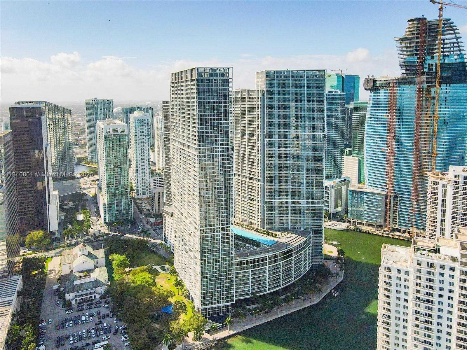 Small Image of 485 BRICKELL AVE #2207, Miami Number 27